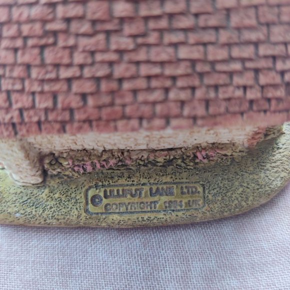 Lilliput Lane Cottage Stoney Beck Cottage- Used But In Excellent Condition. - Picture 4 of 6